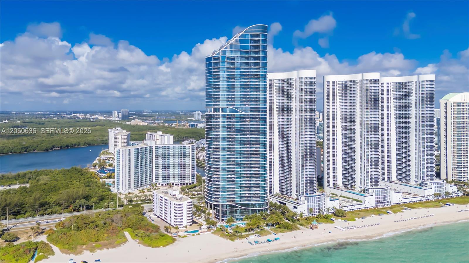 See details 4701 3 / 5 3080 sq. ft. $ 2026-07-27 0 Photo
