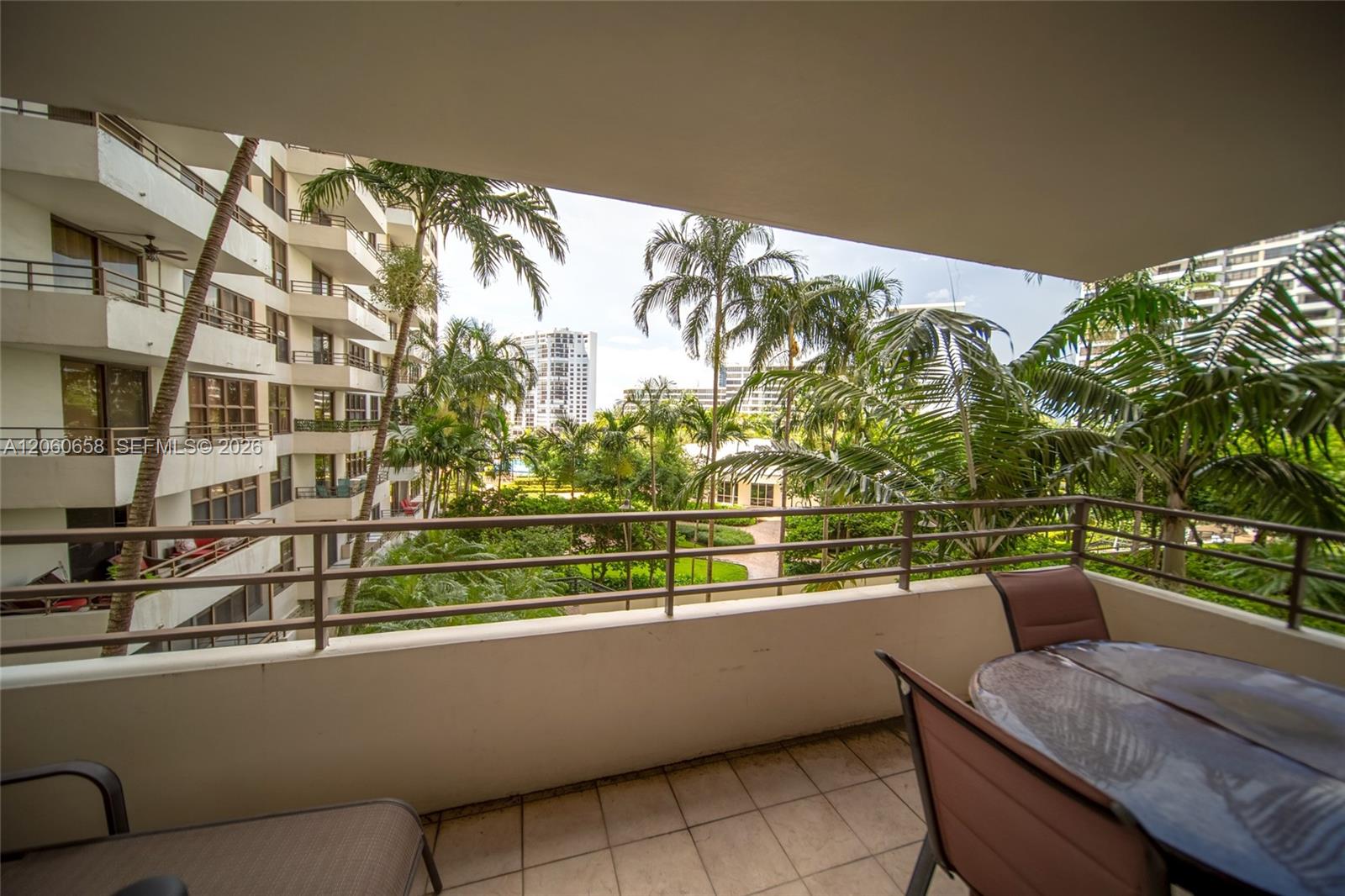 Photo of 2500 Parkview Dr #517, Hallandale Beach, Florida, 33009 -