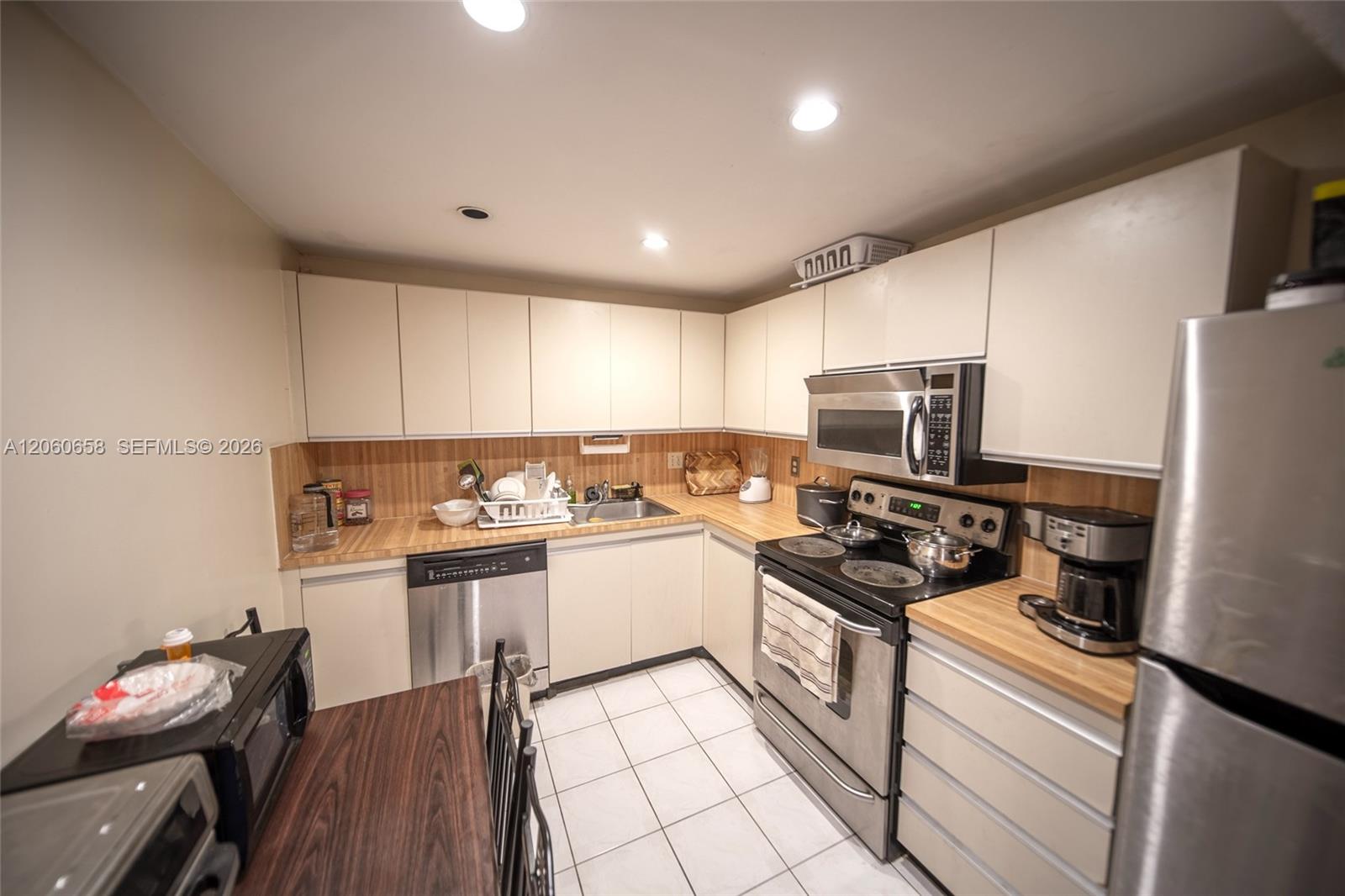 Photo of 2500 Parkview Dr #517, Hallandale Beach, Florida, 33009 -