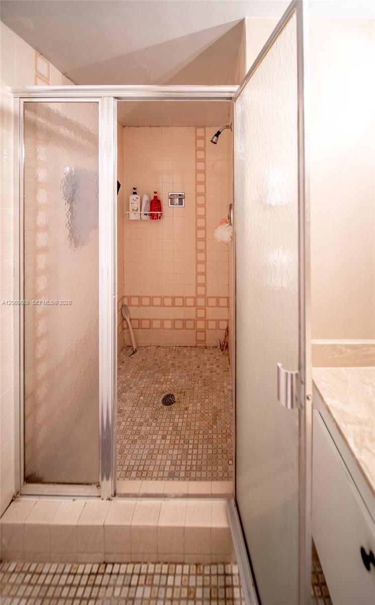 Photo of 2500 Parkview Dr #517, Hallandale Beach, Florida, 33009 -