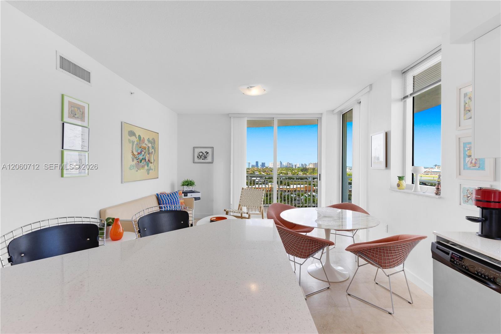 Фото 1745 Hallandale Beach Blvd  #1207W, Hallandale Beach, Florida, 33009 - 