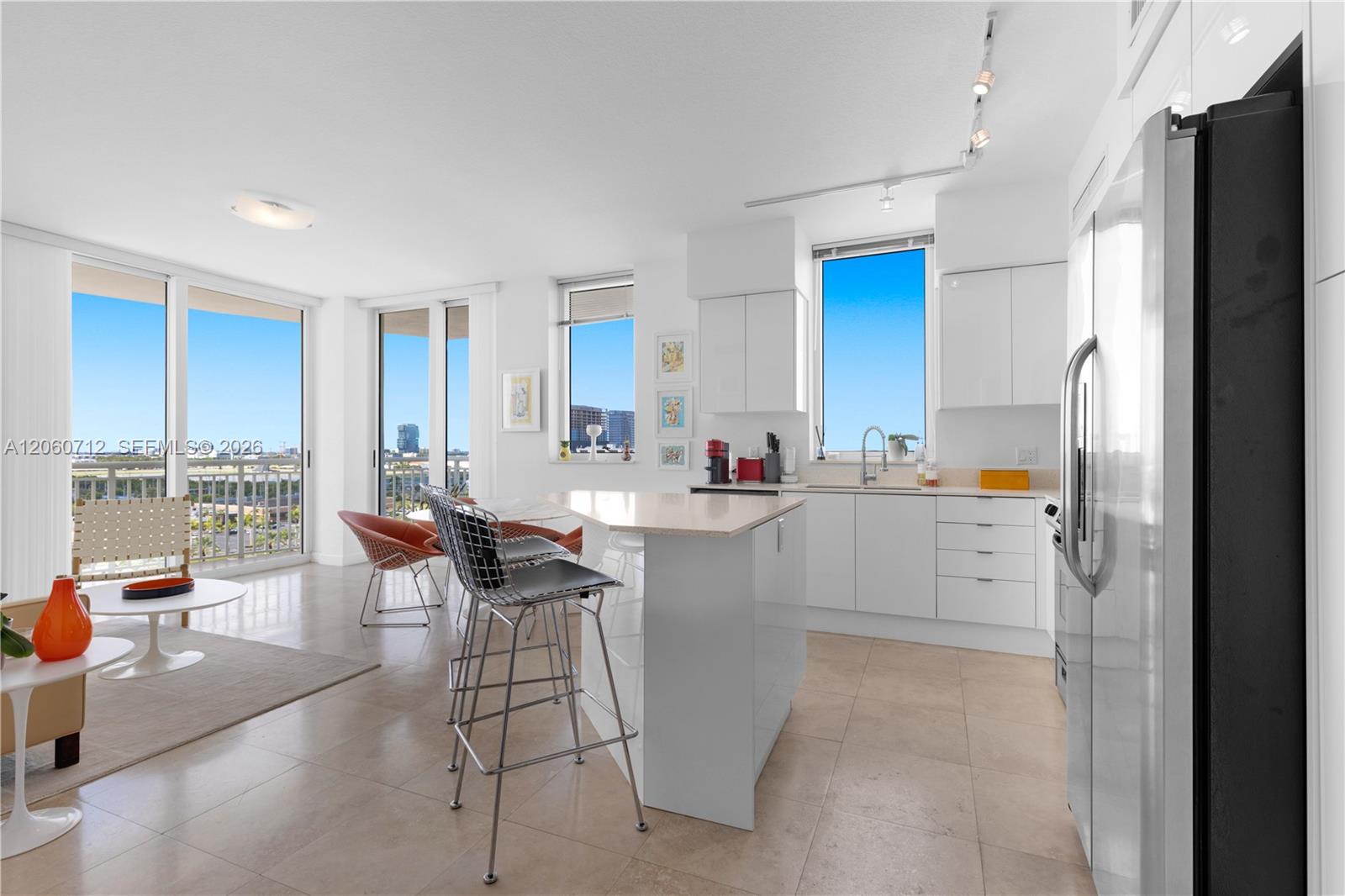 Фото 1745 Hallandale Beach Blvd  #1207W, Hallandale Beach, Florida, 33009 - 