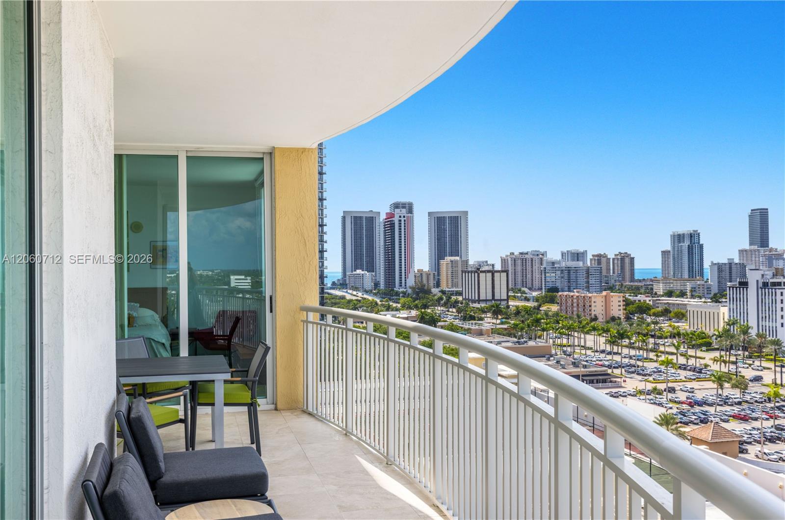 Фото 1745 Hallandale Beach Blvd  #1207W, Hallandale Beach, Florida, 33009 - 