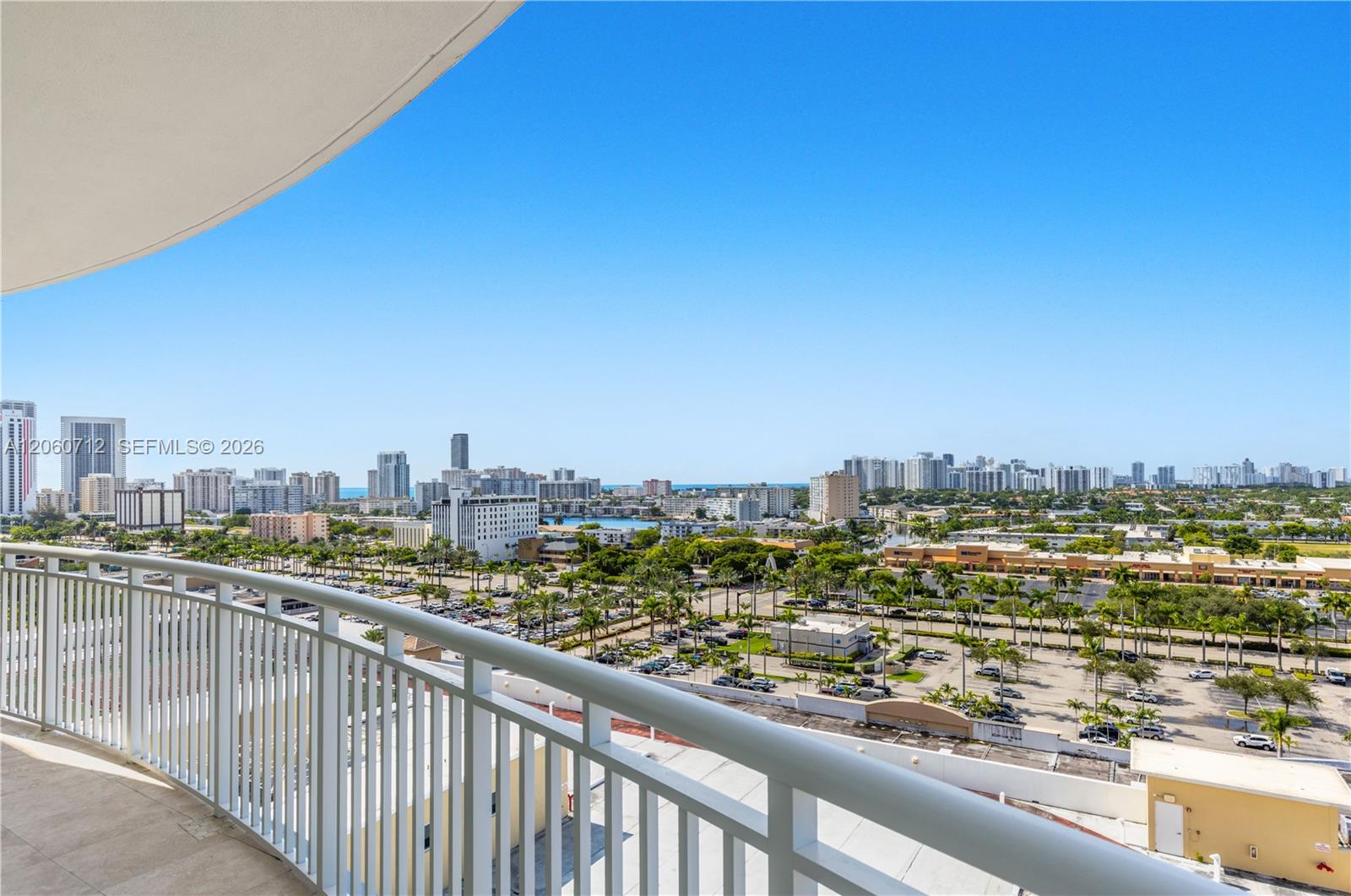 Фото 1745 Hallandale Beach Blvd  #1207W, Hallandale Beach, Florida, 33009 - 