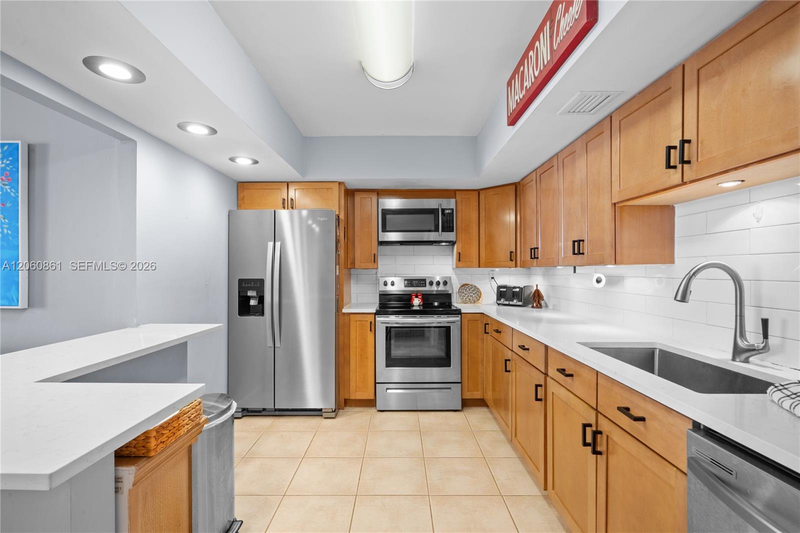 Photo of 600 Three Islands Blvd #911, Hallandale Beach, Florida, 33009 -
