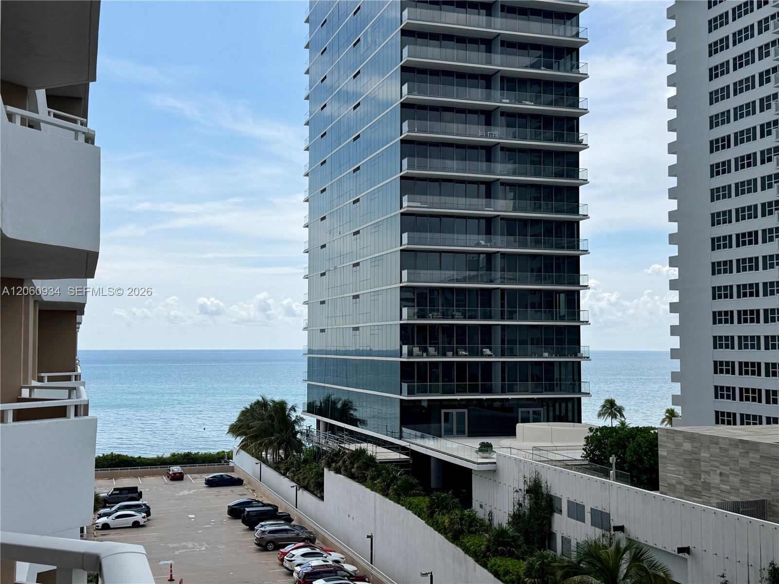 See details 6N 1 / 2 870 sq. ft. $ 2026-07-28 0 Photo