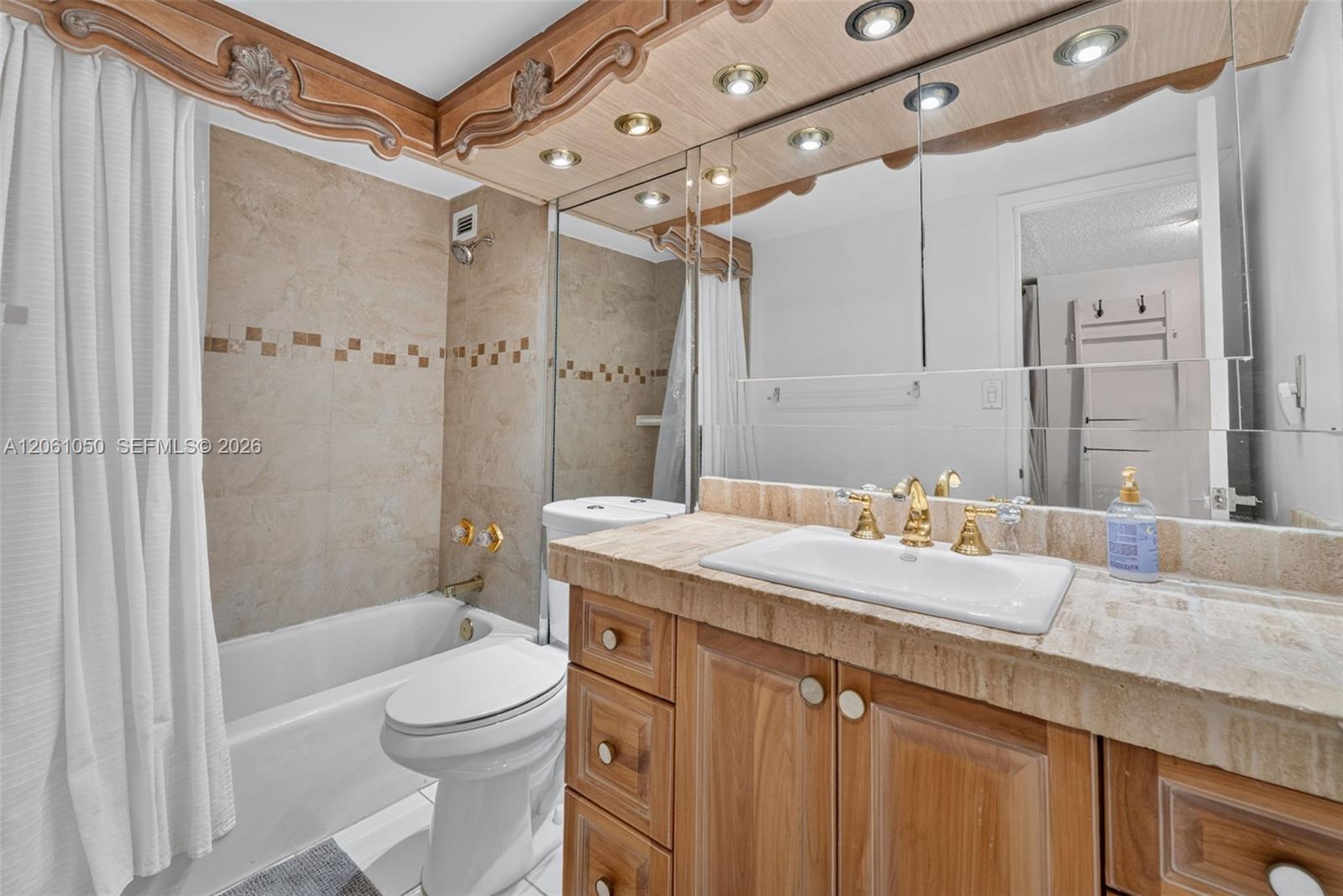 Photo of 2030 Ocean Dr #723, Hallandale Beach, Florida, 33009 -