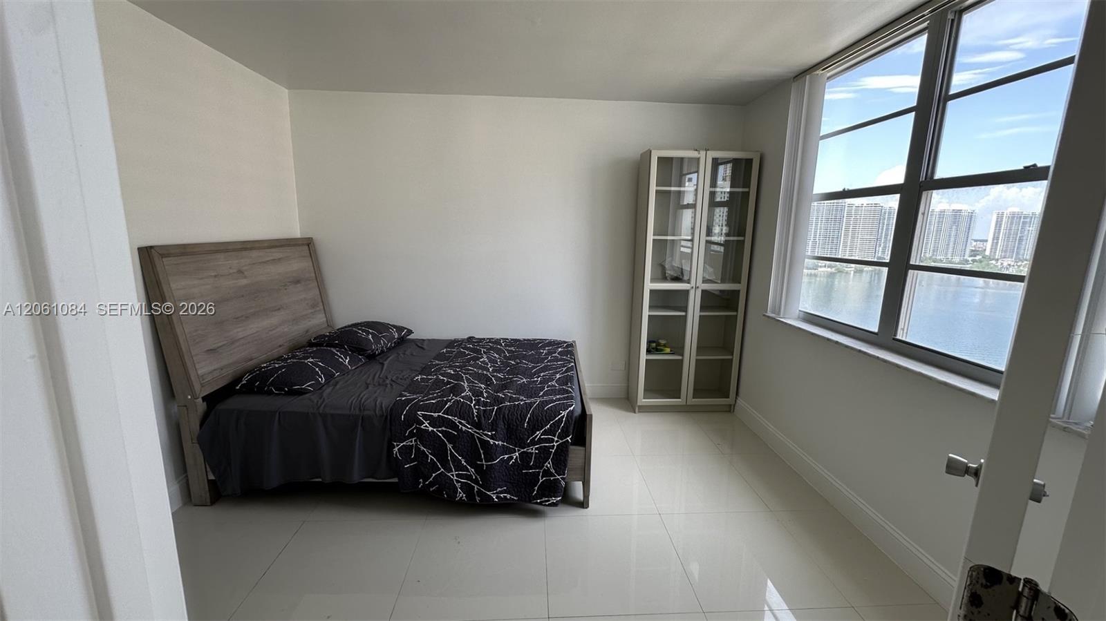 1808 2 / 2 1087 sq. ft. $ 2026-08-06 0 Photo