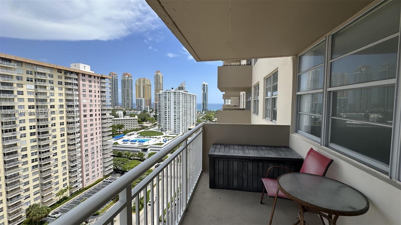 1808 2 / 2 1087 sq. ft. $ 2026-08-06 0 Photo