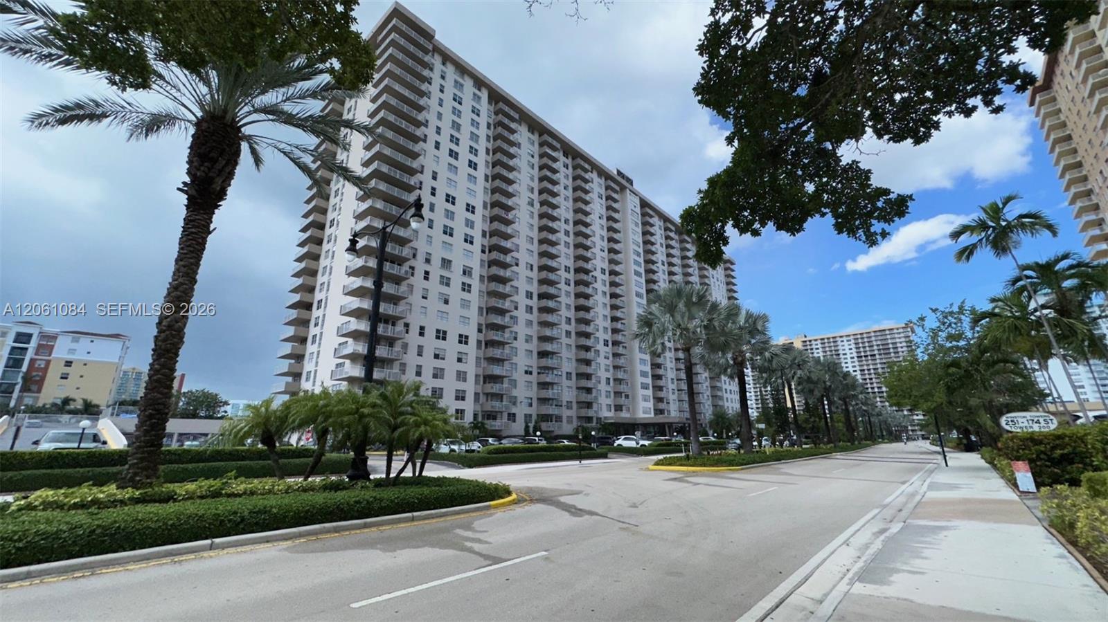 1808 2 / 2 1087 sq. ft. $ 2026-08-06 0 Photo