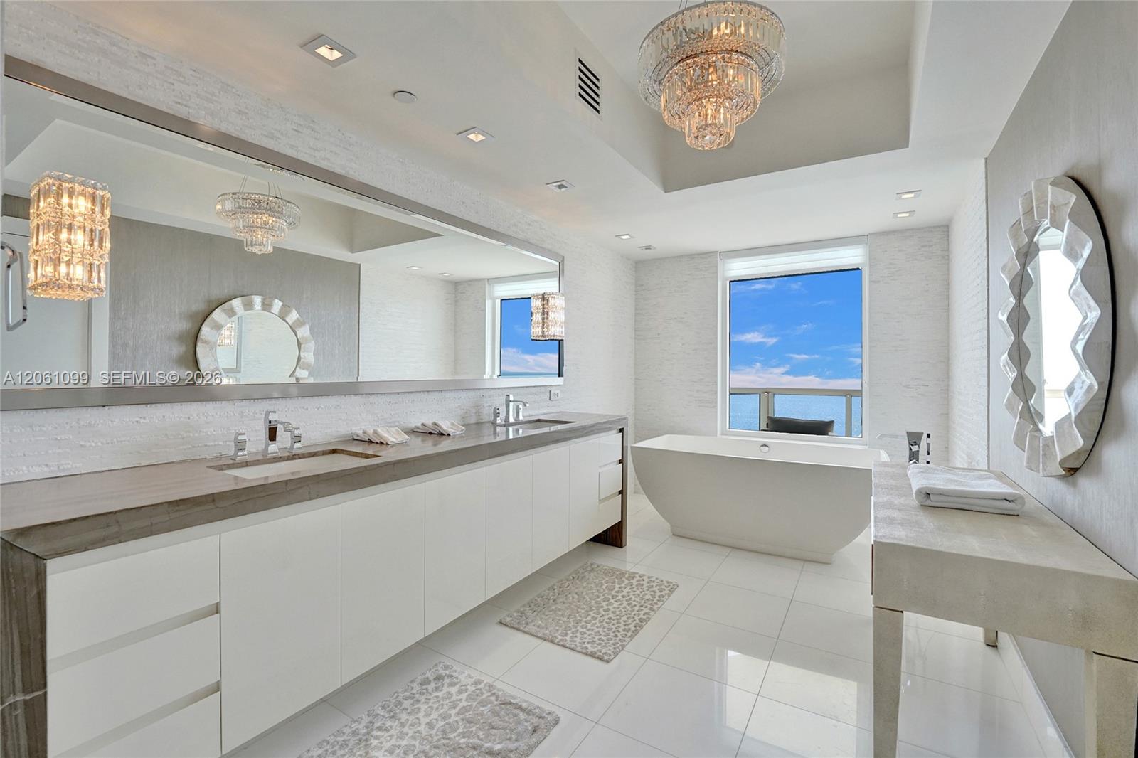 3201 4 / 4 2736 sq. ft. $ 2026-07-28 0 foto