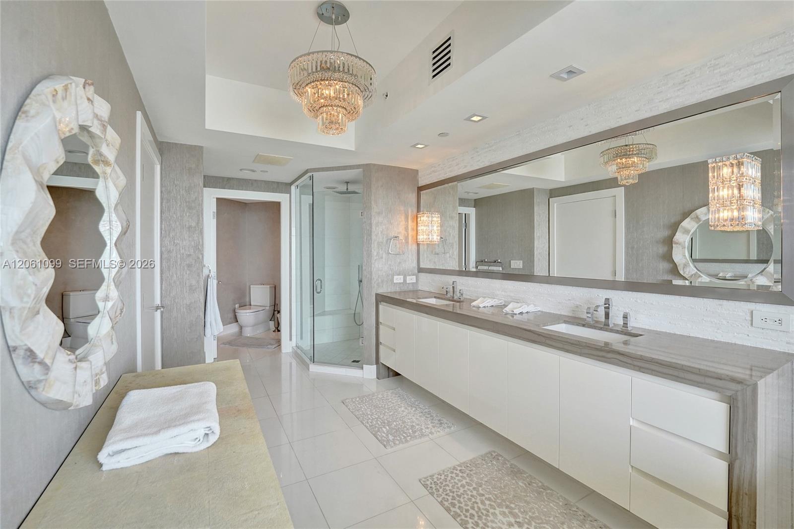 3201 4 / 4 2736 sq. ft. $ 2026-07-28 0 foto