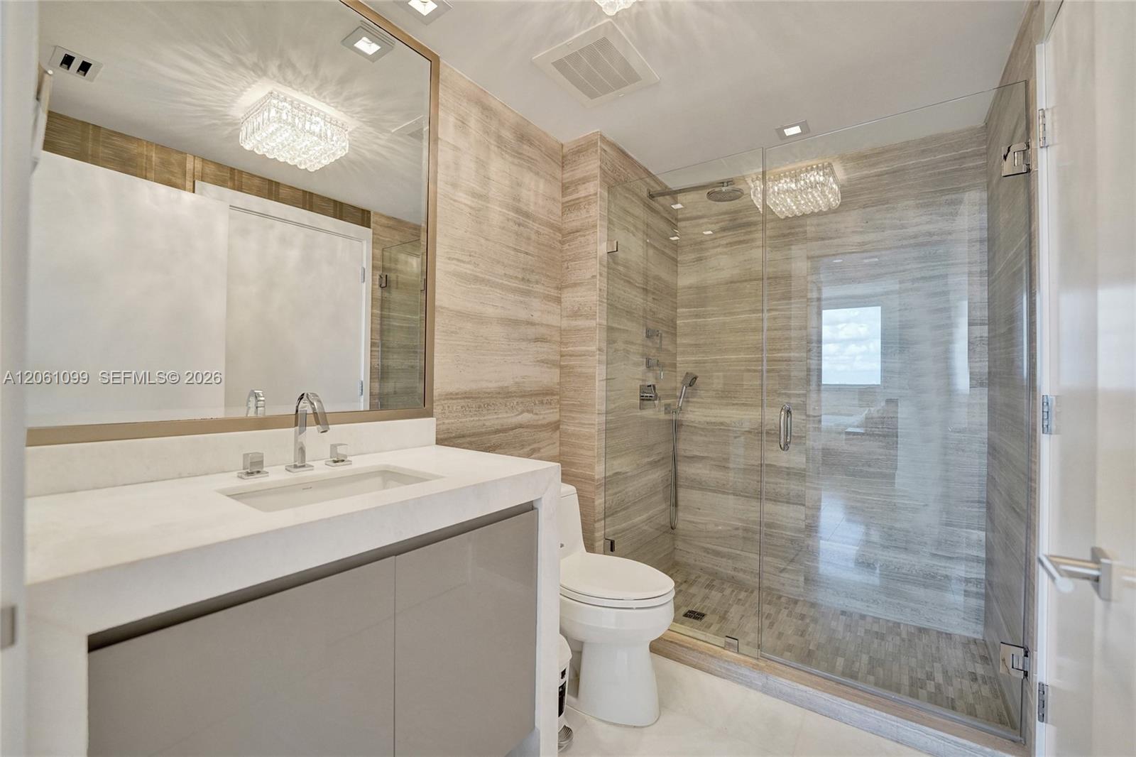 3201 4 / 4 2736 sq. ft. $ 2026-07-28 0 foto