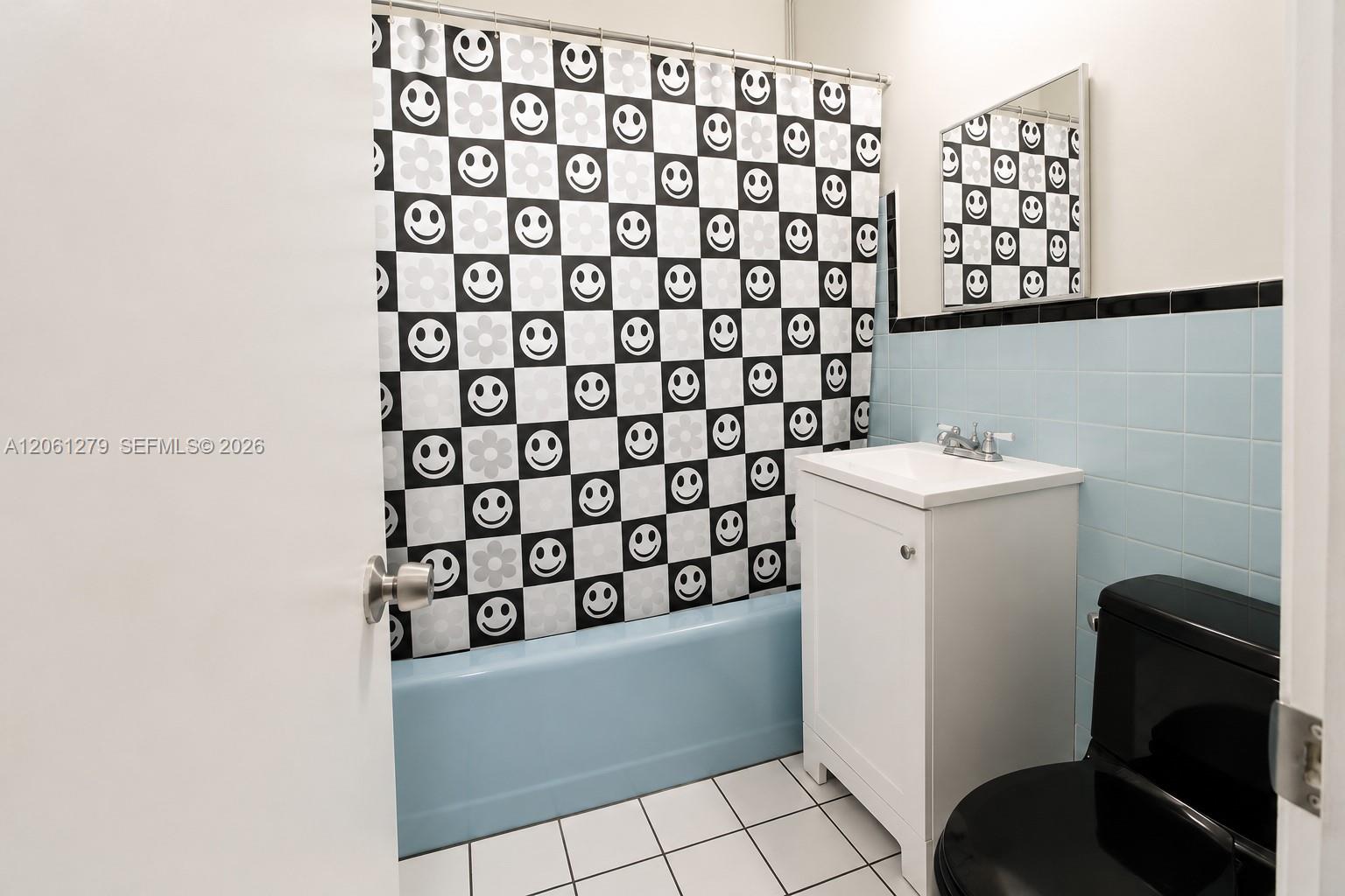 Ver detalles / 2100 sq. ft. $ 2026-07-28 0 foto