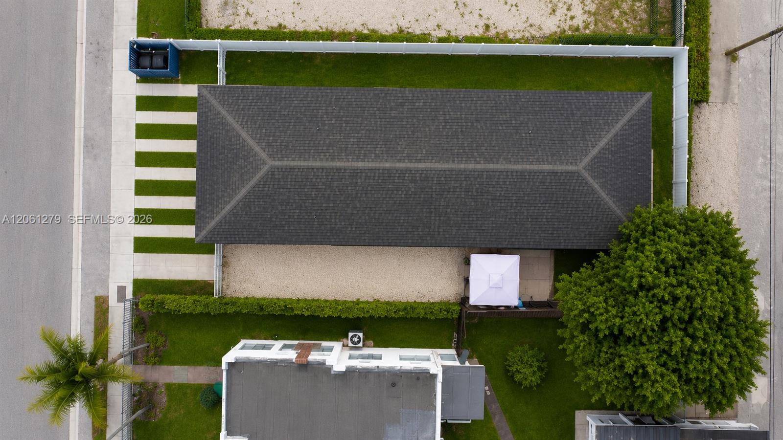Ver detalles / 2100 sq. ft. $ 2026-07-28 0 foto