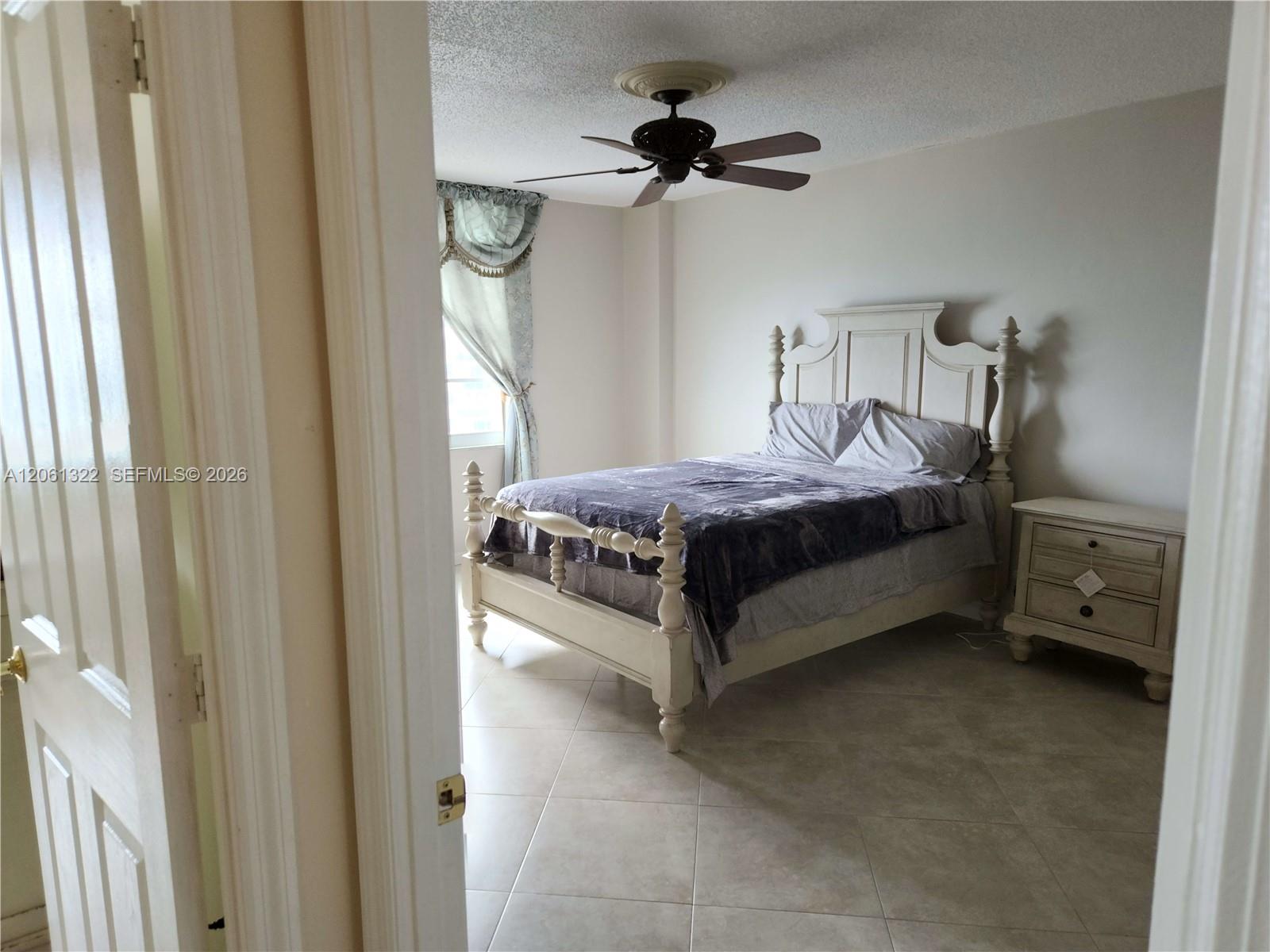 Photo of 3725 Ocean Dr  #1108, Hollywood, Florida, 33019 - 