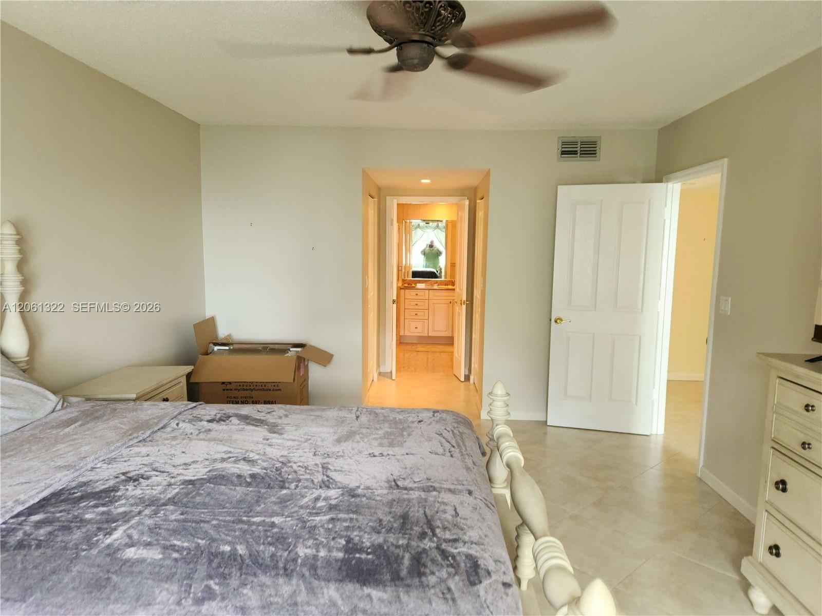 Photo of 3725 Ocean Dr  #1108, Hollywood, Florida, 33019 - 