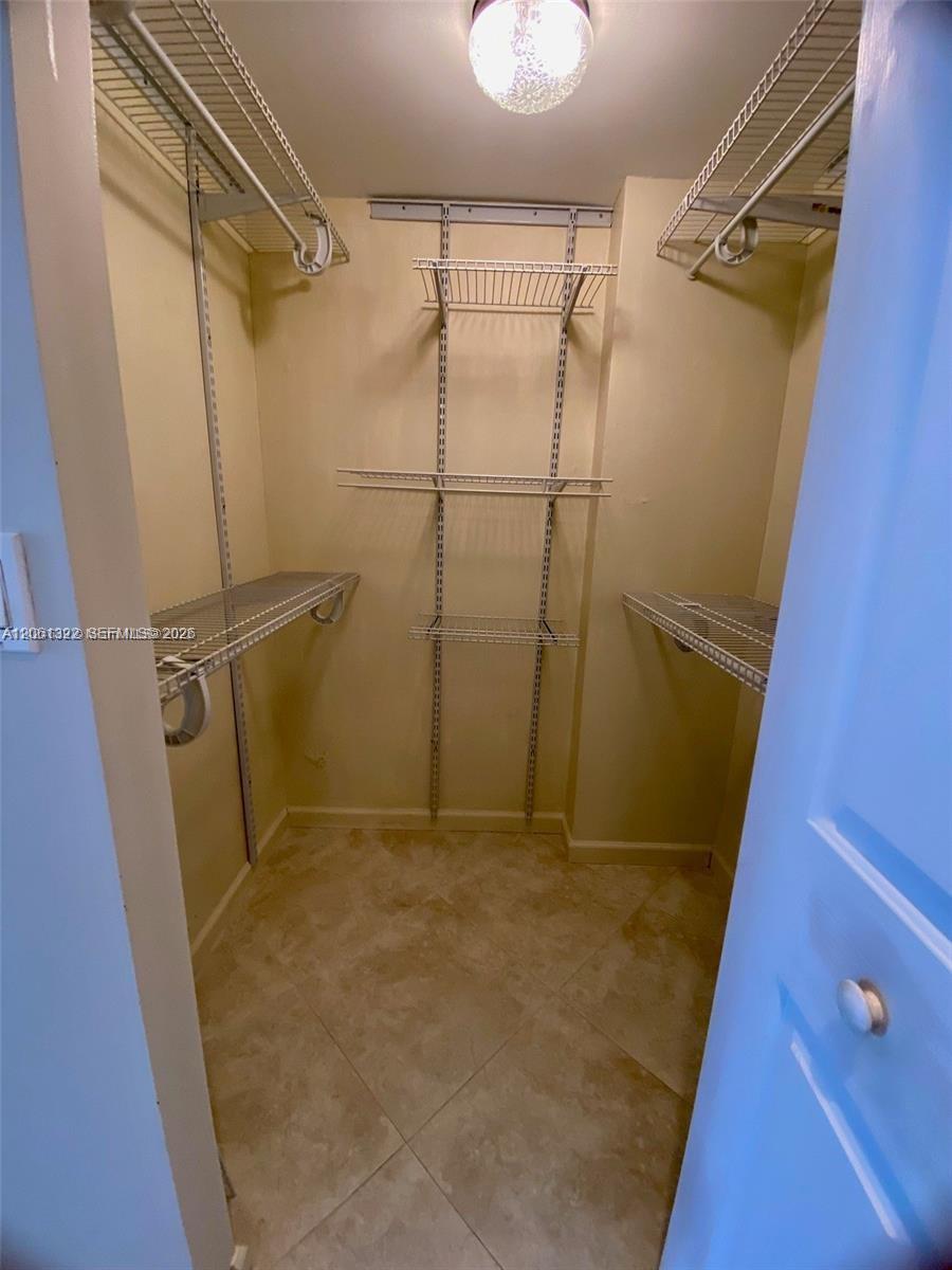 Photo of 3725 Ocean Dr  #1108, Hollywood, Florida, 33019 - 