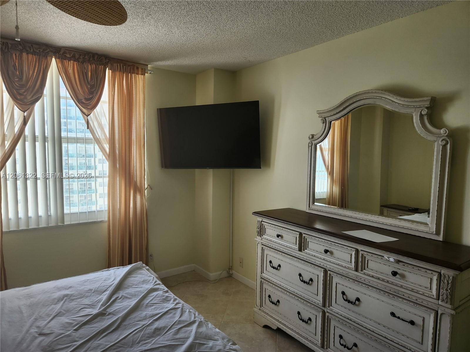 Photo of 3725 Ocean Dr  #1108, Hollywood, Florida, 33019 - 