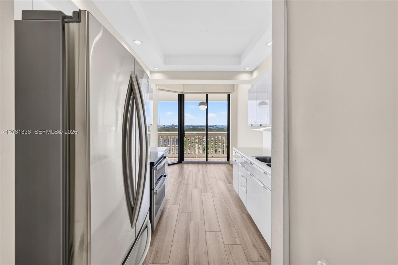 3008 2 / 2 1560 sq. ft. $ 2026-07-28 0 foto