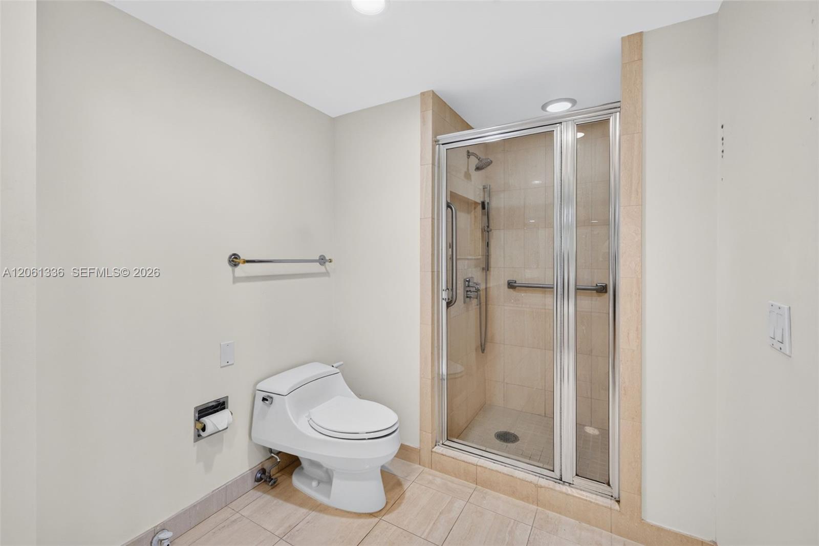 3008 2 / 2 1560 sq. ft. $ 2026-07-28 0 foto