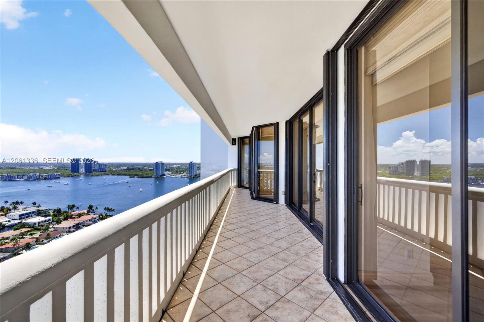 3008 2 / 2 1560 sq. ft. $ 2026-07-28 0 foto