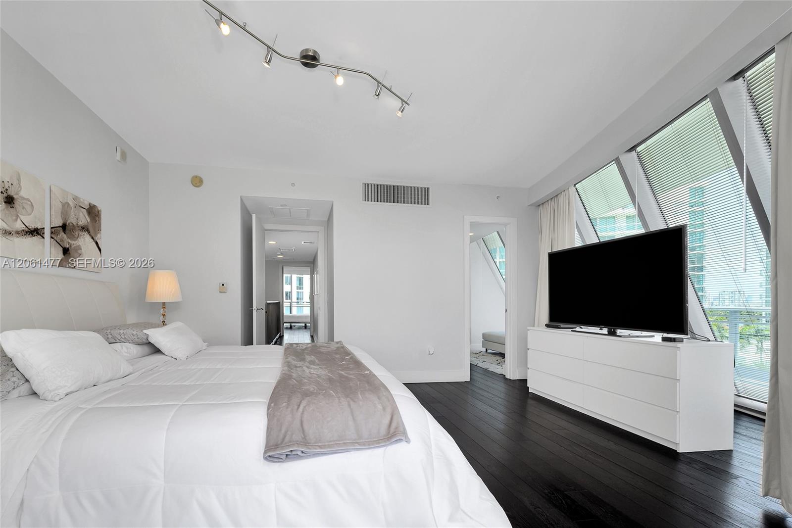 Photo of 2950 188th St #449, Aventura, Florida, 33180 -