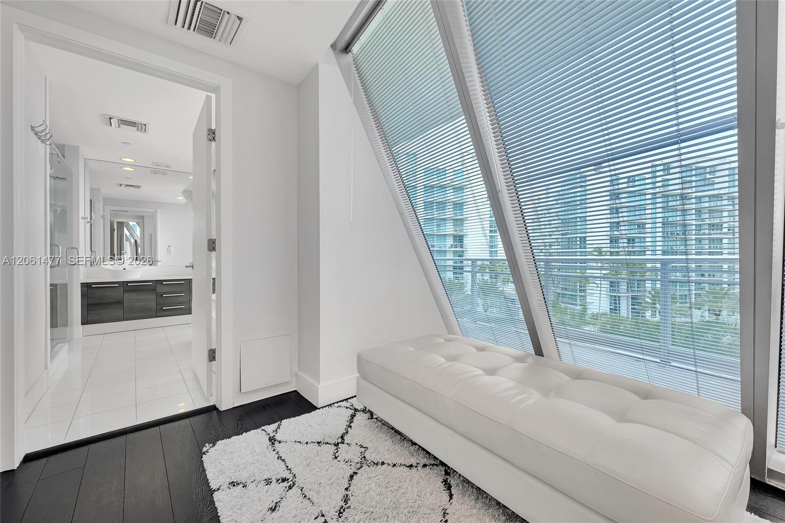 Photo of 2950 188th St #449, Aventura, Florida, 33180 -