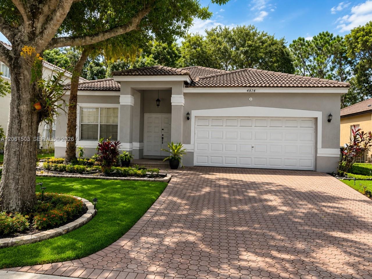 4874 3 / 2 1826 sq. ft. $ 2026-08-17 0 Photo