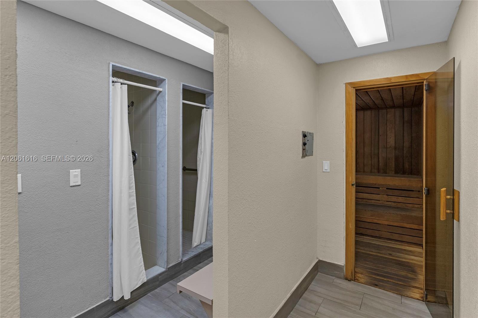 Photo of 20335 Country Club Dr  #1806, Aventura, Florida, 33180 - 