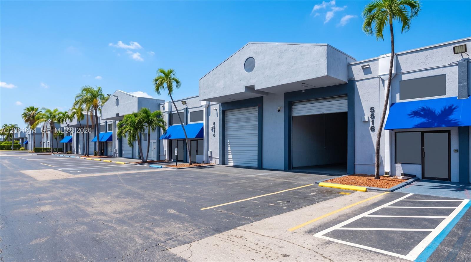 Ver detalles 5516 / sq. ft. $ 2026-07-29 0 foto