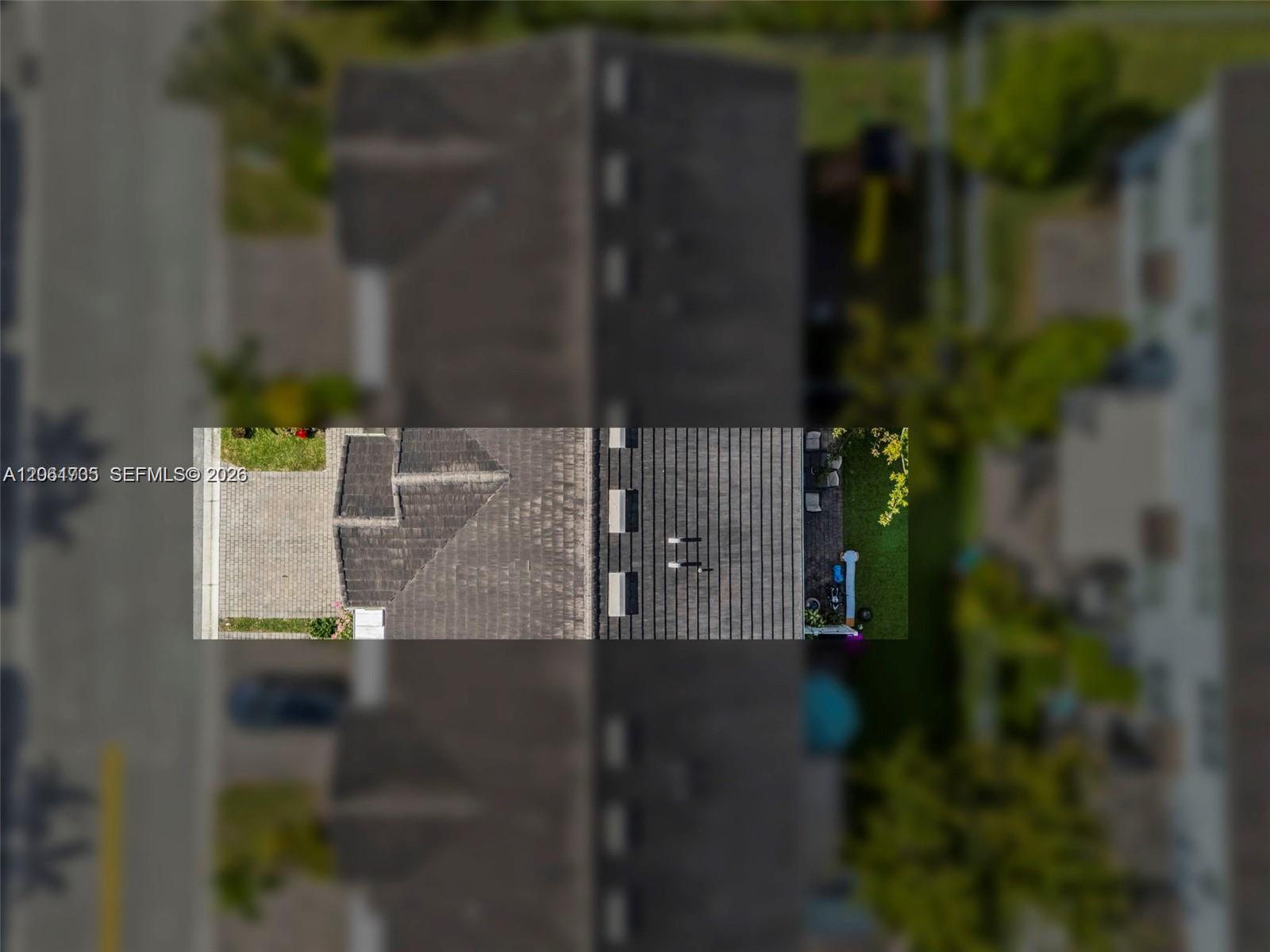 3953 3 / 3 1768 sq. ft. $ 2026-07-29 0 foto
