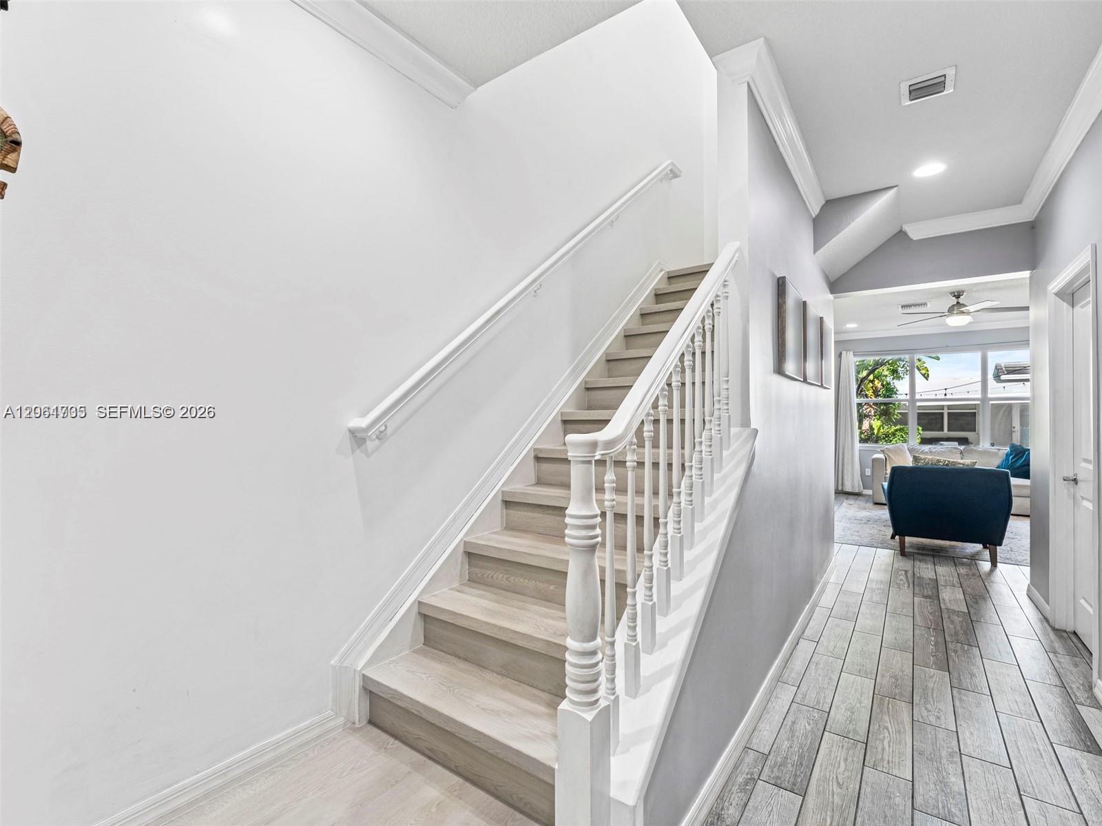 3953 3 / 3 1768 sq. ft. $ 2026-07-29 0 foto