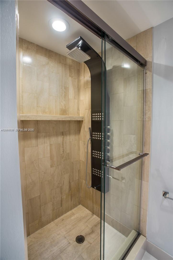 Photo of 20191 Country Club Dr  #2703, Aventura, Florida, 33180 - 