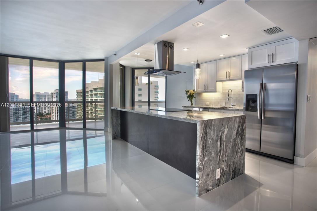 Photo of 20191 Country Club Dr  #2703, Aventura, Florida, 33180 - 
