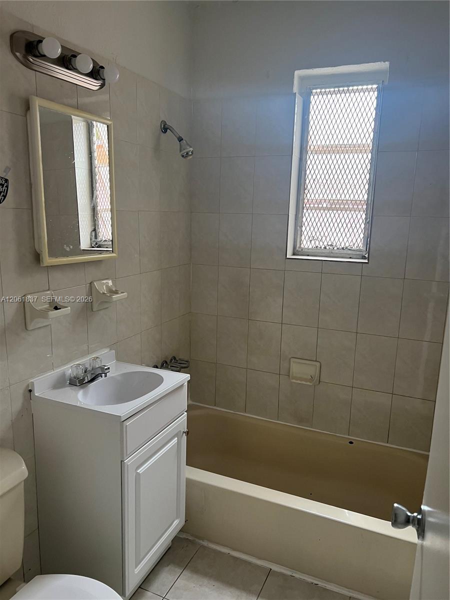 See details / 2189 sq. ft. $ 2026-07-30 0 Photo