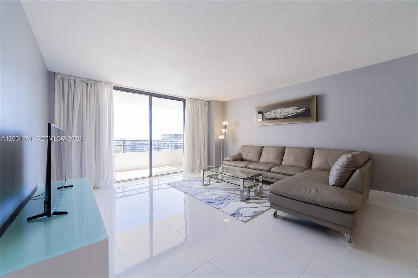 Photo of 2500 Parkview Dr #1117, Hallandale Beach, Florida, 33009 - Living room