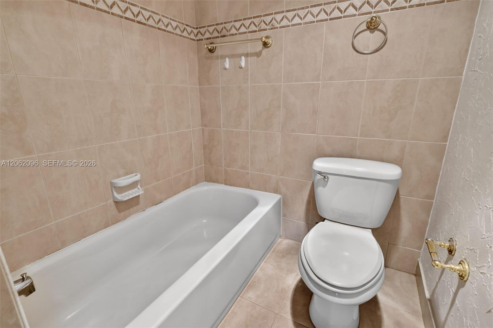 Photo of 20335 Country Club Dr  #107, Aventura, Florida, 33180 - 