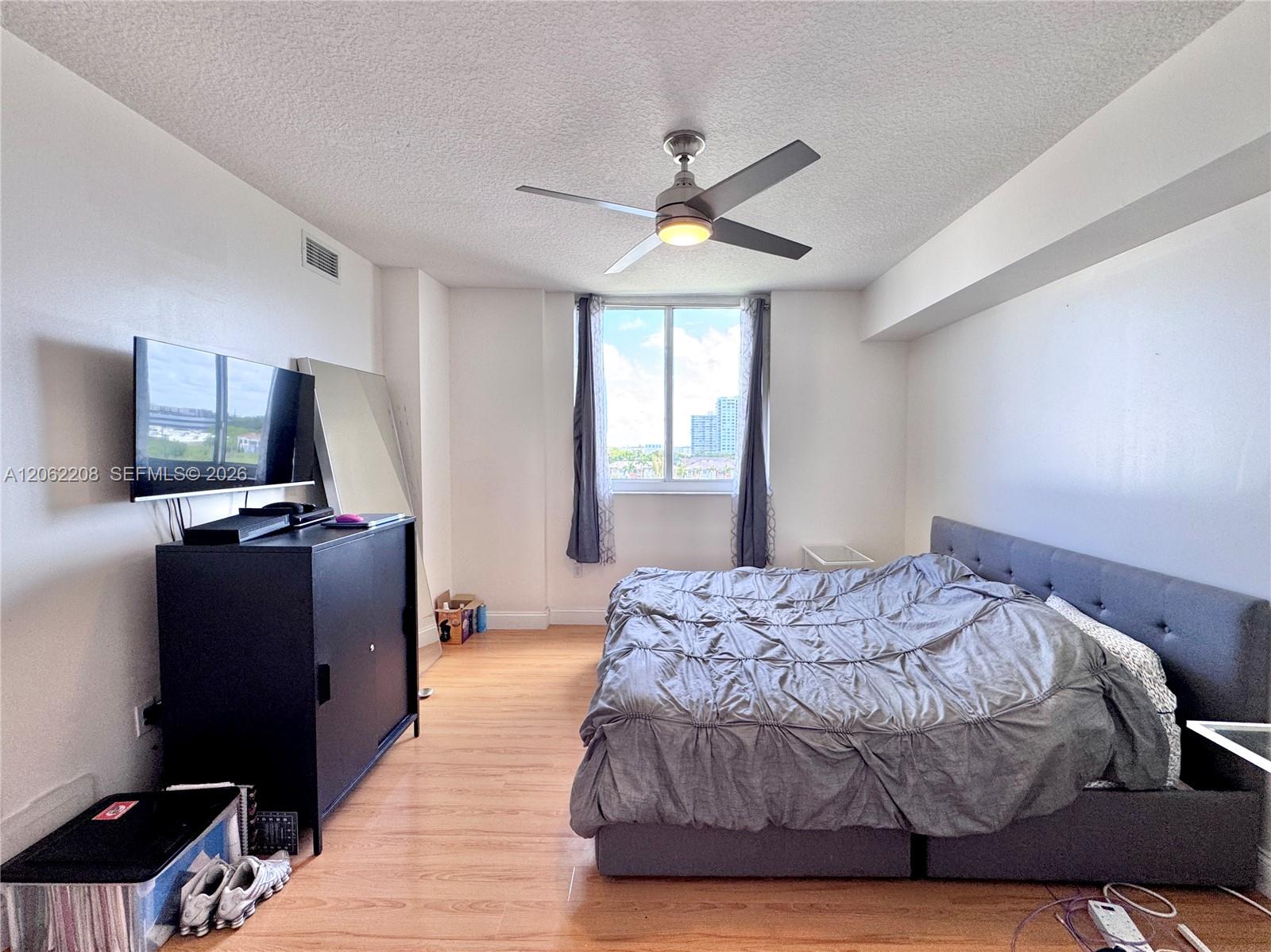 Photo of #618, Aventura, Florida, 33180 -