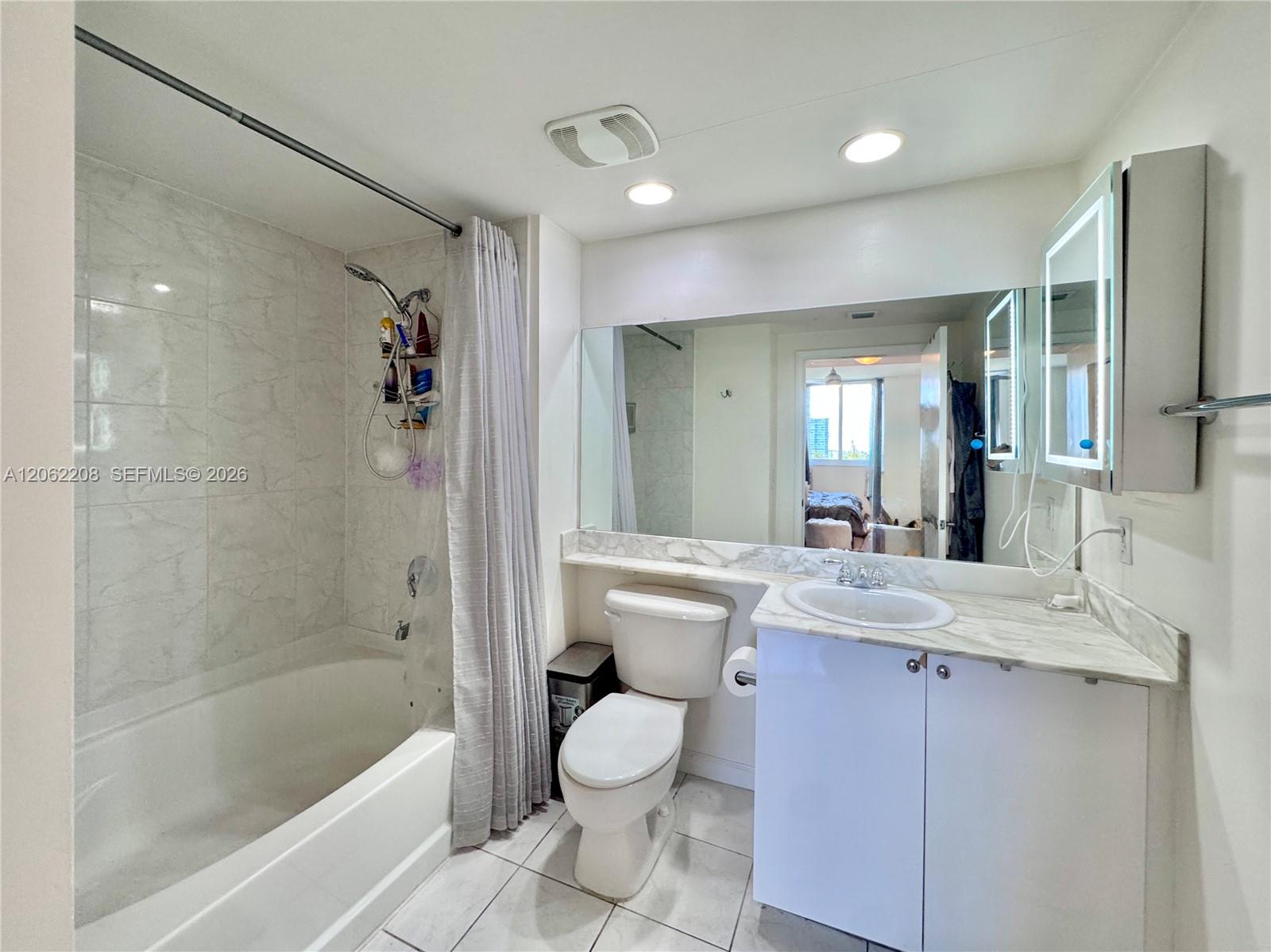 Photo of #618, Aventura, Florida, 33180 -