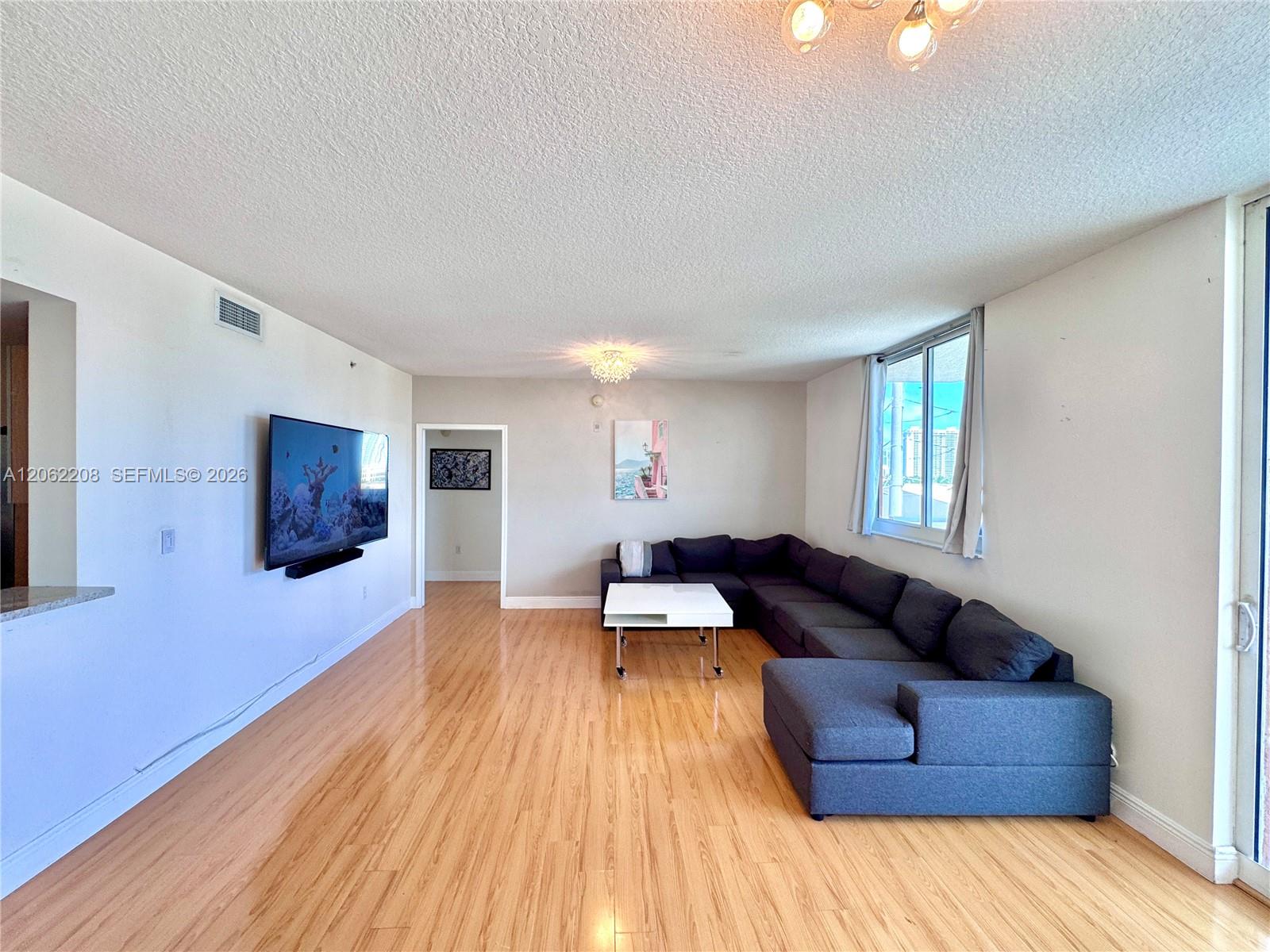 Photo of #618, Aventura, Florida, 33180 -