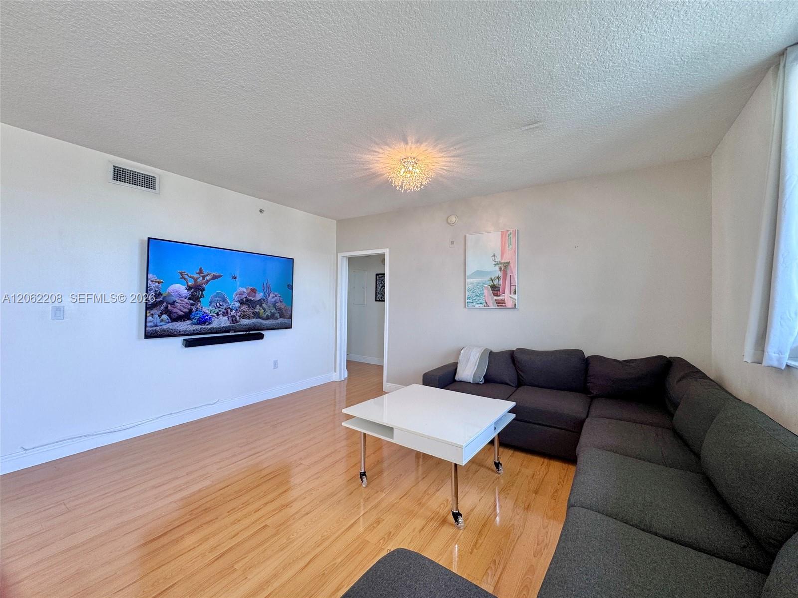 Photo of #618, Aventura, Florida, 33180 -