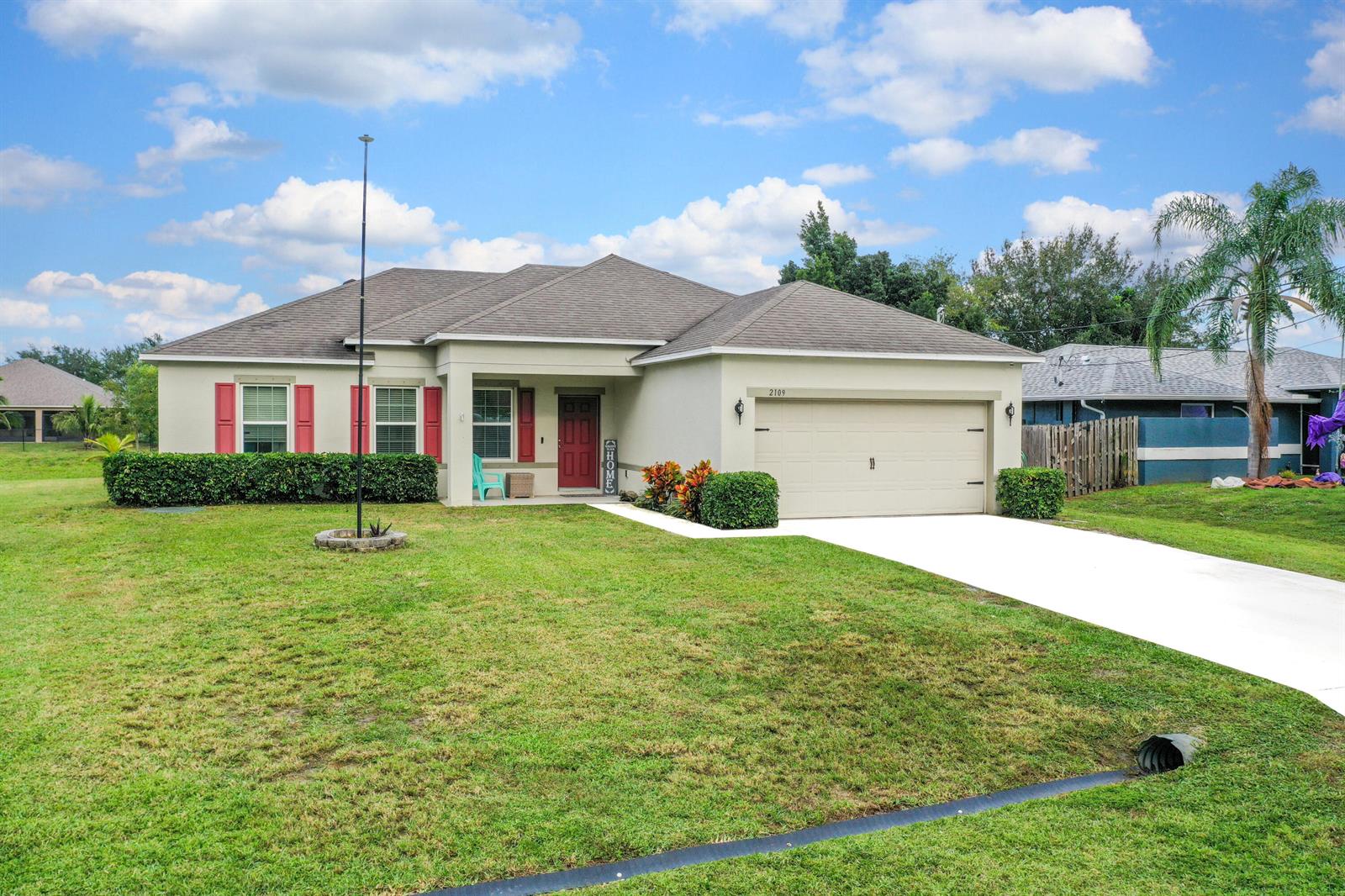 Ver detalles 2109 3 / 2 1600 sq. ft. $ 2026-07-30 0 foto
