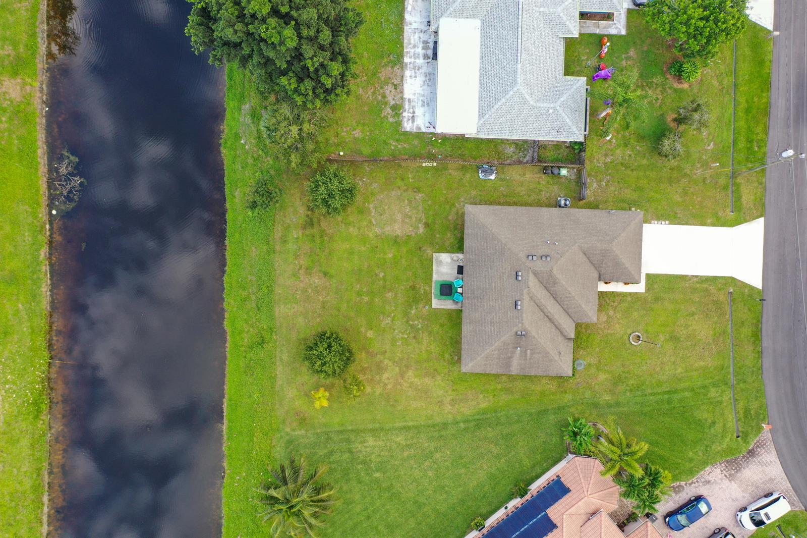 Ver detalles 2109 3 / 2 1600 sq. ft. $ 2026-07-30 0 foto