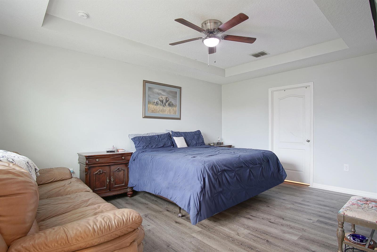 Ver detalles 2109 3 / 2 1600 sq. ft. $ 2026-07-30 0 foto