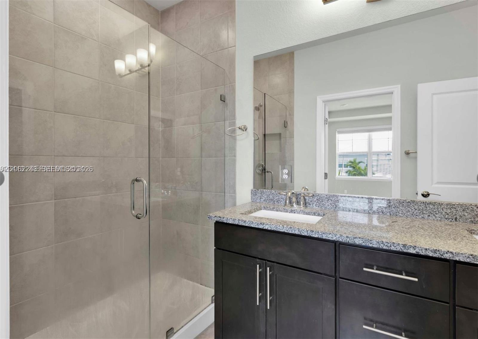 1240 3 / 3 1421 sq. ft. $ 2026-07-30 0 Photo
