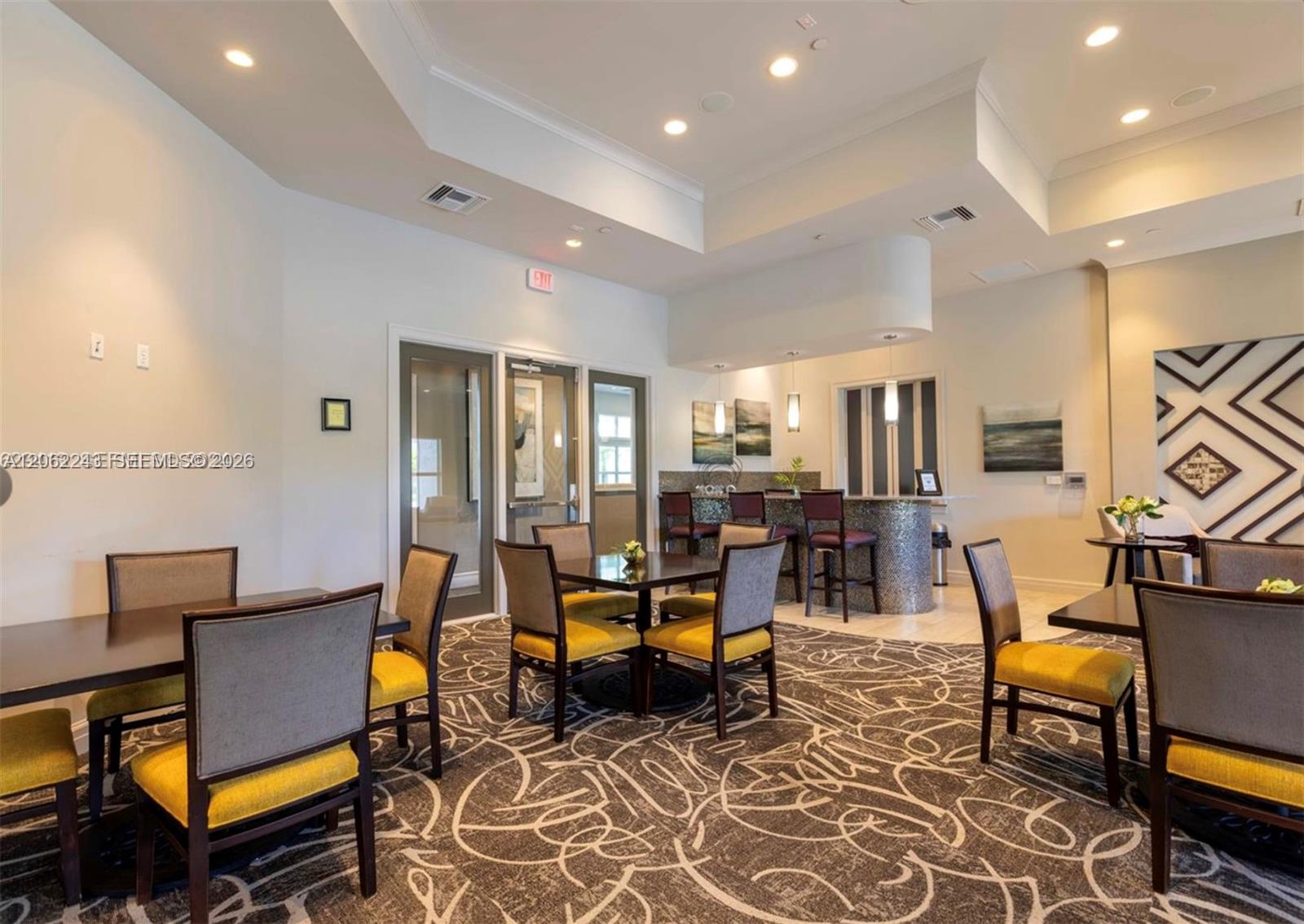 1240 3 / 3 1421 sq. ft. $ 2026-07-30 0 Photo