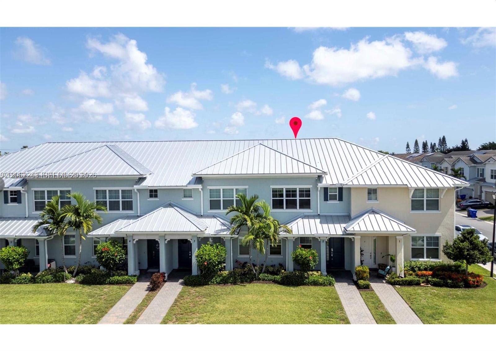 1240 3 / 3 1421 sq. ft. $ 2026-07-30 0 Photo