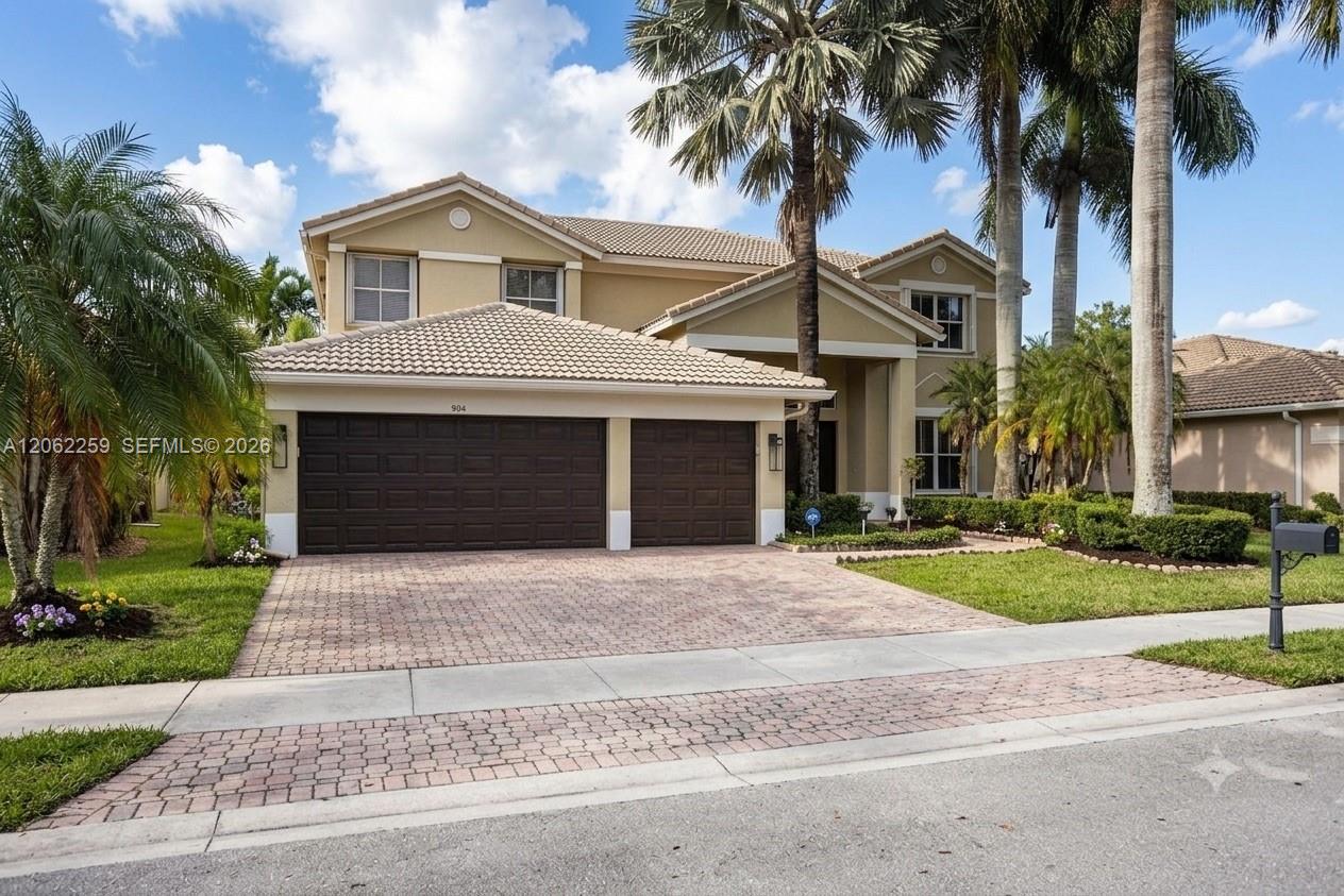 904 6 / 5 4027 sq. ft. $ 2026-07-30 0 foto