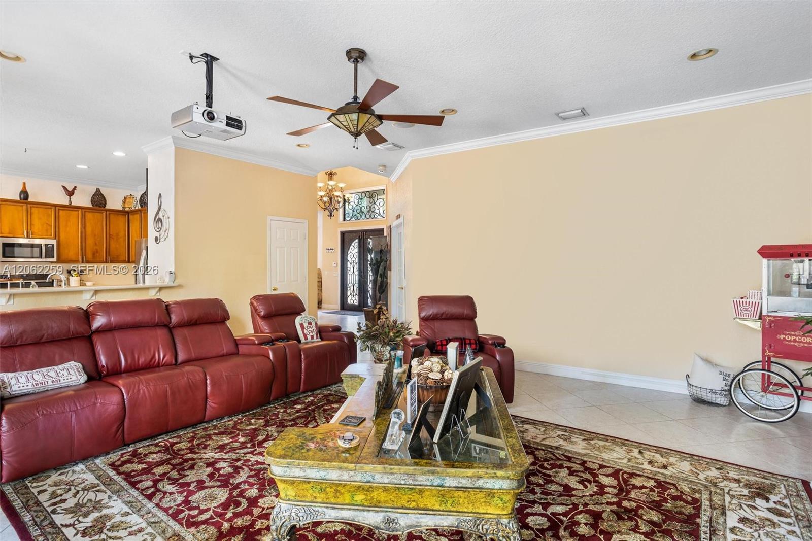 904 6 / 5 4027 sq. ft. $ 2026-07-30 0 foto